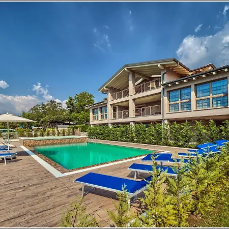 Tadi Laro Luxury Relax Comer Colico Appartement Carriola