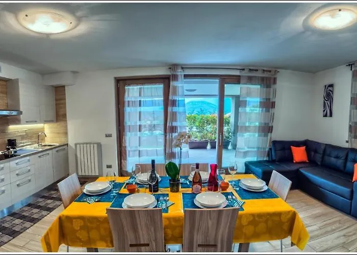 Appartement Tadi Laro Luxury Relax Comer Colico Carriola